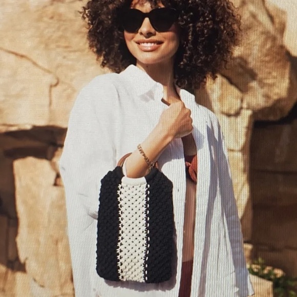 LAUDE THE LABEL Gabby Mini Macrame Bag Black Curateur Summer 2023 Rachel Zoe New - Picture 1 of 4